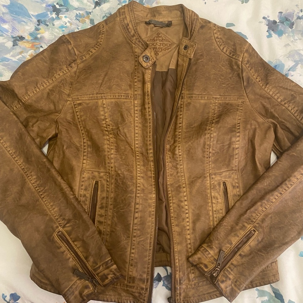Jou Jou’s faux leather jacket. Size M